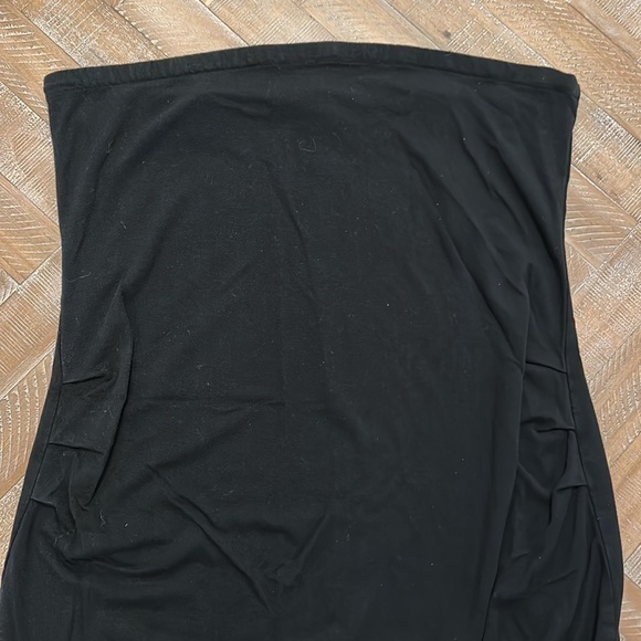 Thyme Maternity Black Strapless Shirred Stretch Jersey Midi Tube Dress - Picture 3 of 9